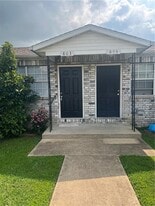 803 E 1st St in Gentry, AR - Building Photo