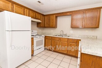 11 Alice Ln in Ringgold, GA - Foto de edificio - Building Photo