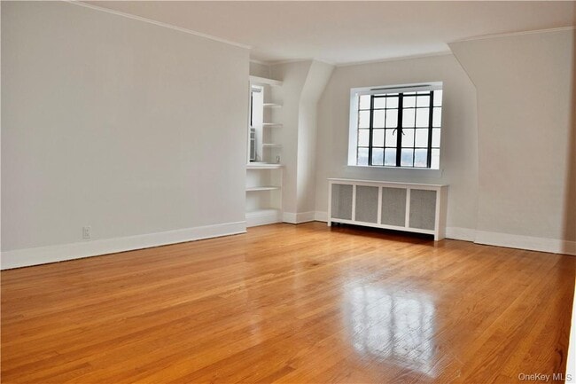 22 Sagamore Rd in Bronxville, NY - Building Photo - Building Photo