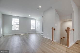 4504 Dandelion Lp in Chantilly, VA - Building Photo - Building Photo