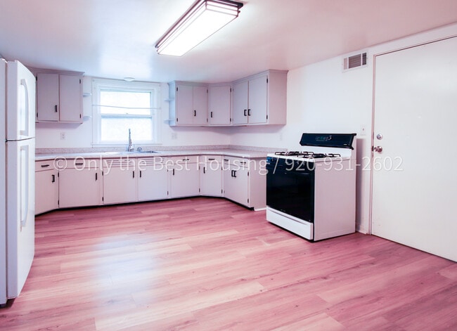 property at 919 Wright St