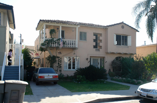 448 Palm Dr in Glendale, CA - Building Photo - Building Photo