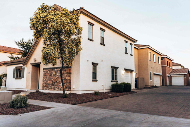 4739 E Laurel Ave in Gilbert, AZ - Building Photo - Building Photo