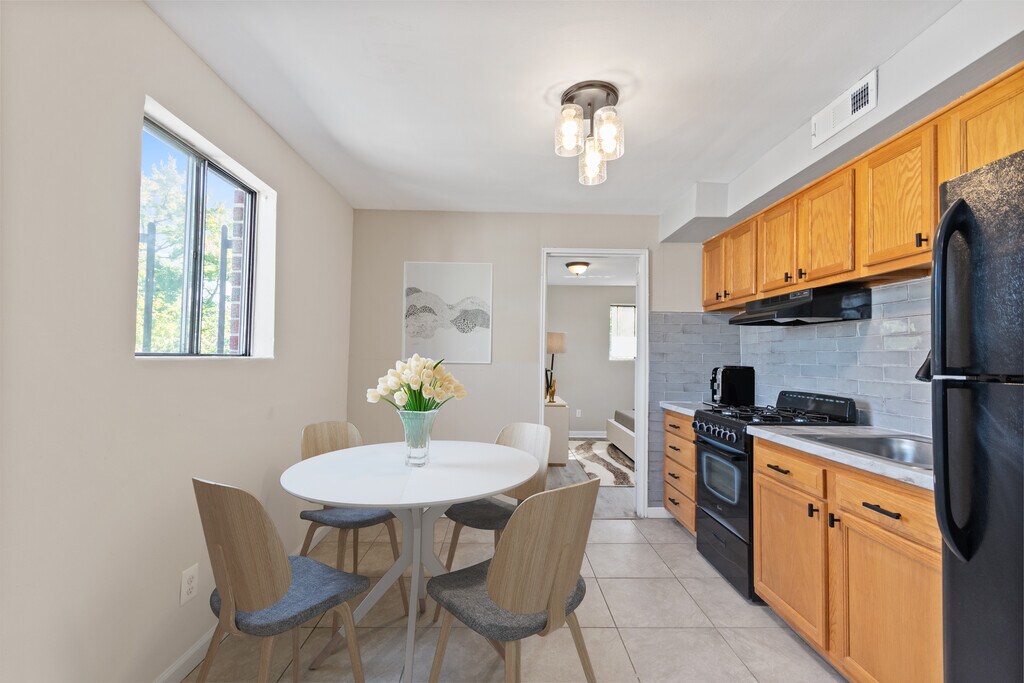 Palmyra Arms Apartments in Palmyra, NJ