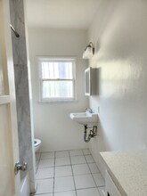 1781 Orchid Ave in Los Angeles, CA - Building Photo - Building Photo