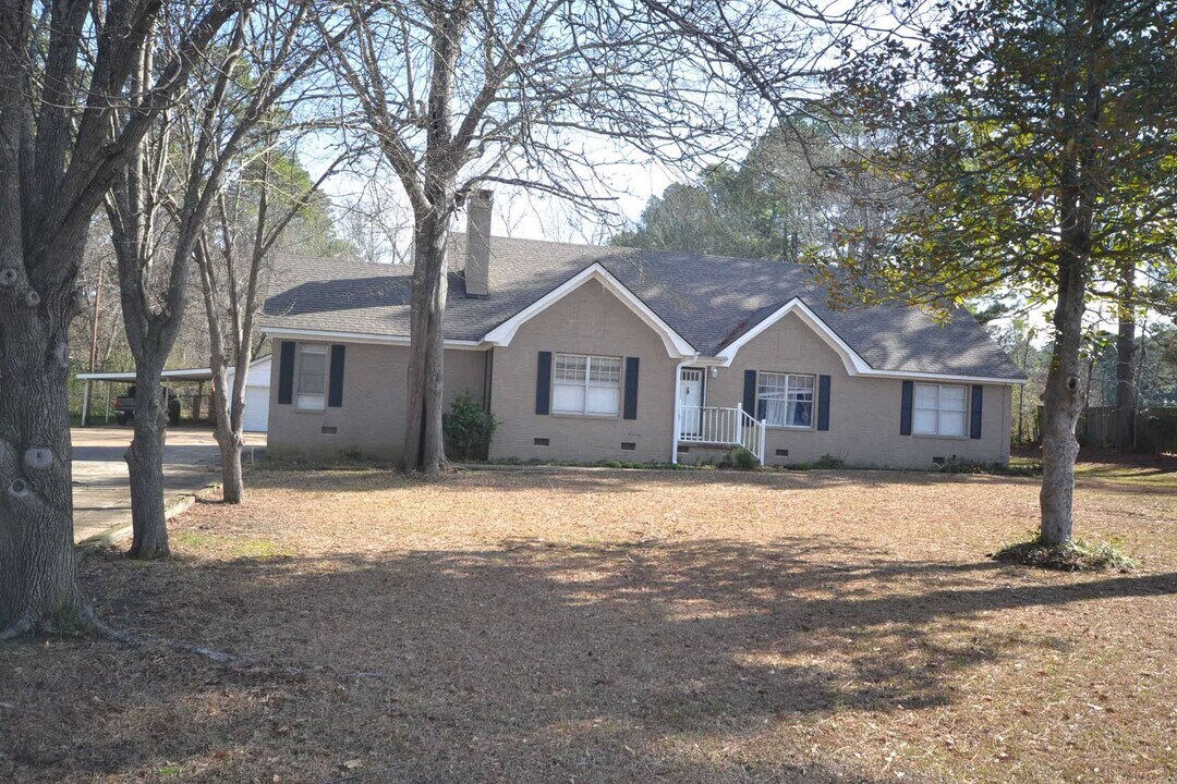 1306 N Jackson in Magnolia, AR - Building Photo