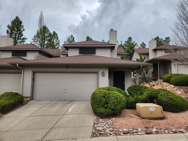 property at 5000 E Palomino Ln