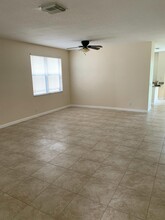 900 Gazetta Way in West Palm Beach, FL - Building Photo - Building Photo