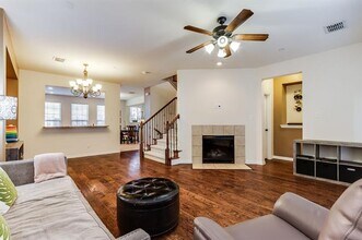 7852 Liverpool Ln in Irving, TX - Building Photo - Building Photo