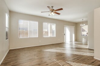 3905 W Park St in Phoenix, AZ - Building Photo - Building Photo