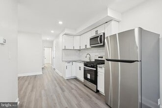 746 Pine St in Camden, NJ - Building Photo - Building Photo