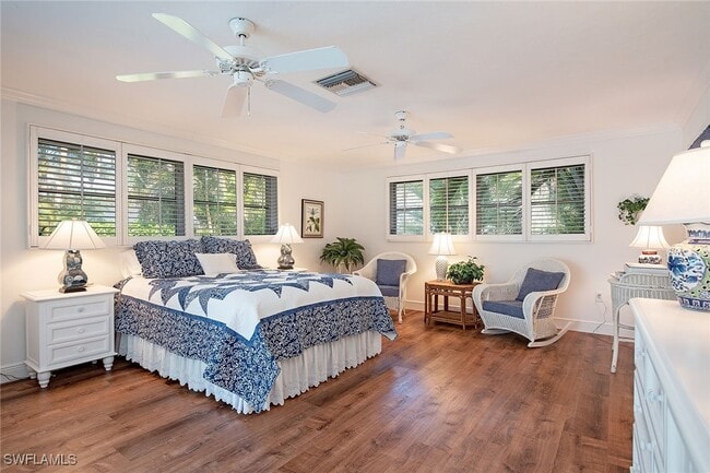 property at 525 Portside Dr