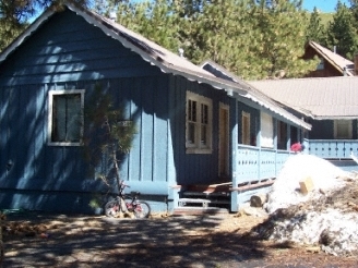 13590 Donner Pass Rd in Truckee, CA - Building Photo