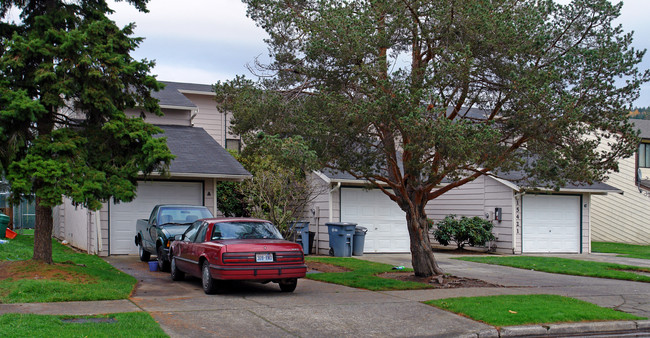 15421 Garden St in Sumner, WA - Building Photo - Building Photo