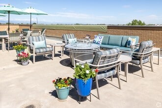 Bella Vita Senior Living in Aurora, CO - Building Photo - Building Photo