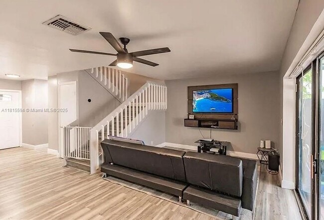 4430 NW 92nd Way, Unit 4430 in Sunrise, FL - Building Photo - Building Photo