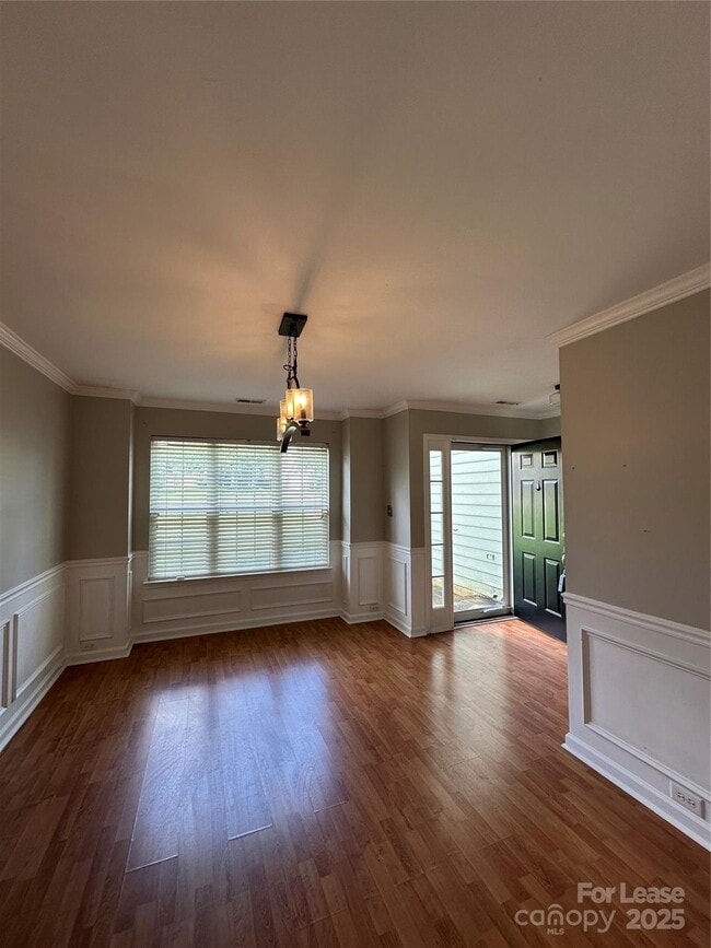 7604 Henderson Park Rd in Huntersville, NC - Building Photo - Building Photo
