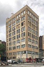 575 Avenue of the Americas in New York, NY - Building Photo - Building Photo