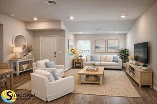 355 Reeves St in Lehigh Acres, FL - Building Photo