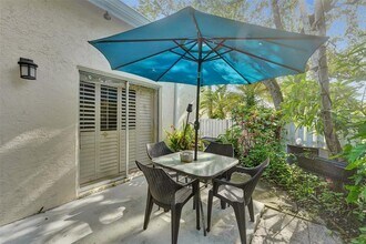9836 NW 9th Ct in Plantation, FL - Building Photo - Building Photo