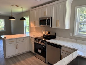 307 Turner St in Thomasville, NC - Building Photo - Building Photo