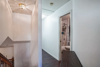 6677 Ryan Chase Ct in Orlando, FL - Building Photo - Building Photo