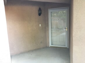 5106 Mill Wheel Dr in Bakersfield, CA - Building Photo - Building Photo