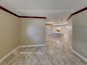 674 Milan Dr in Kissimmee, FL - Foto de edificio - Building Photo