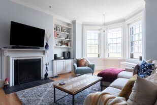 381 Marlborough St, Unit 4 in Boston, MA - Building Photo