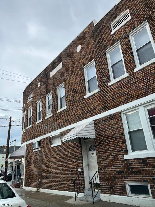 property at 660 Summer St