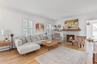 346 Redland Rd NW in Atlanta, GA - Building Photo - Building Photo