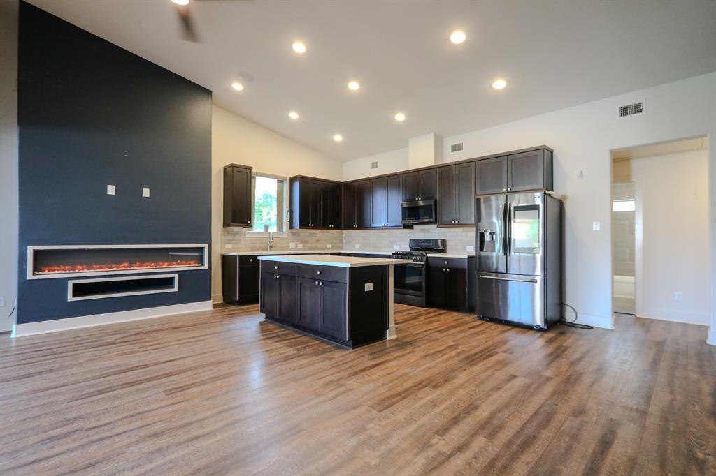 13257 Bridgeview Ln in Montgomery, TX - Building Photo