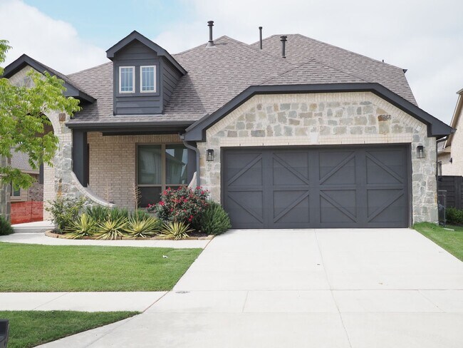 845 Daisy Cor Dr in Aubrey, TX - Building Photo - Building Photo