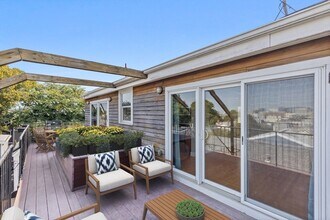 11 Thomas Pk in Boston, MA - Building Photo - Building Photo