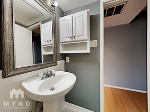 14777 Wunderlich Dr, Unit 110 in Houston, TX - Foto de edificio - Building Photo