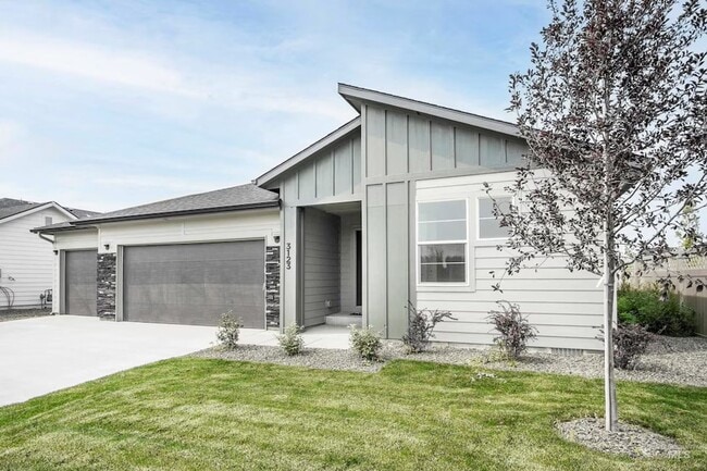 property at 3123 N Moon Shadow Ave