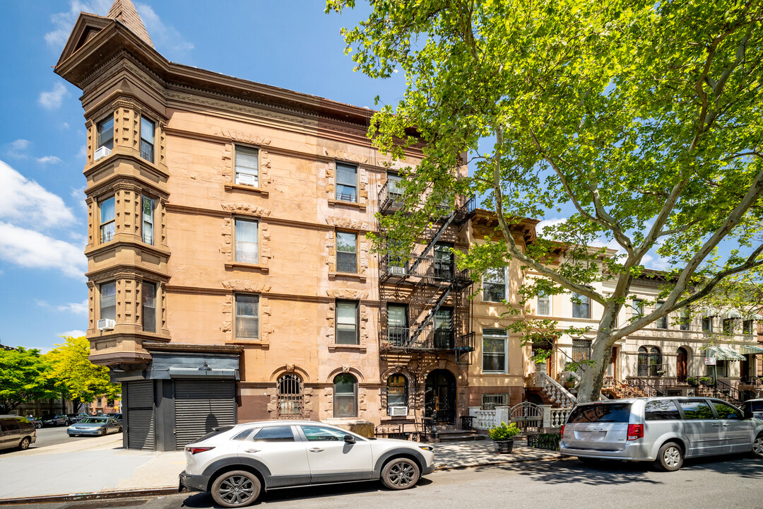 151 Decatur Street in Brooklyn, NY - Building Photo