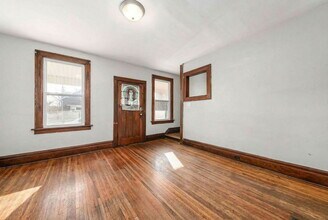 396 E Northwood Ave in Columbus, OH - Building Photo - Building Photo