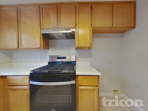 5885 Wilkinson St in Sacramento, CA - Building Photo - Building Photo