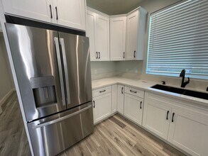 7431 Warren Cir in La Palma, CA - Building Photo - Building Photo