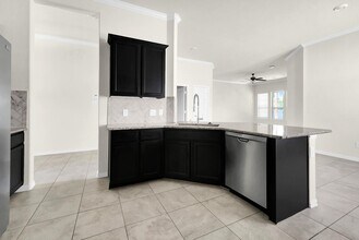 18788 Laurel Hills Dr in New Caney, TX - Building Photo - Building Photo