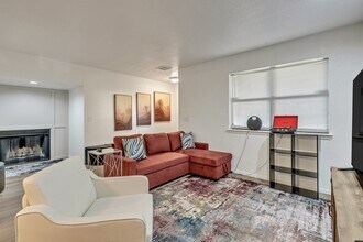 11409 Springhollow Rd in Oklahoma City, OK - Building Photo - Building Photo