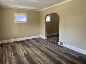 3610 E 146th St in Cleveland, OH - Building Photo - Building Photo