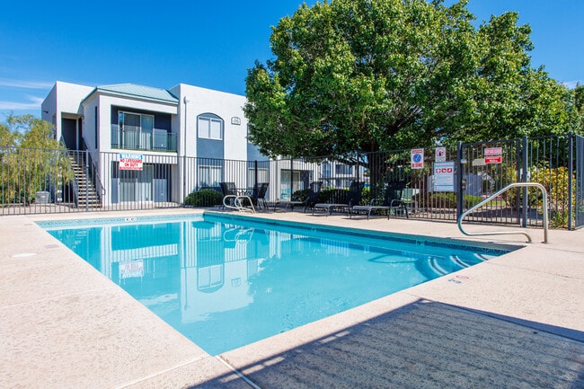 Lifestyles at Renaissance