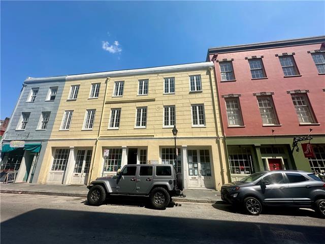 326 Chartres St in New Orleans, LA - Building Photo