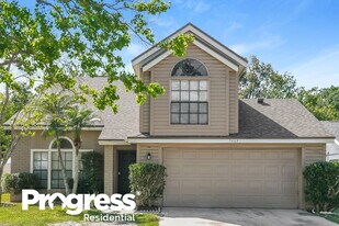 7663 Sapphire Ln in Orlando, FL - Building Photo