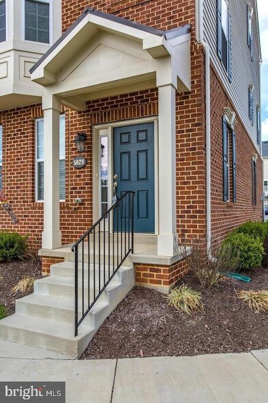 5028 Small Gains Wy in Frederick, MD - Foto de edificio - Building Photo