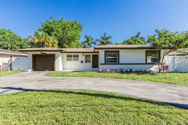 936 NE 26th Ave in Pompano Beach, FL - Building Photo - Building Photo