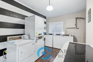 2263 Fourth Ave in San Diego, CA - Building Photo