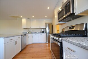 29 Fayette St, Unit 2 in Newton, MA - Building Photo